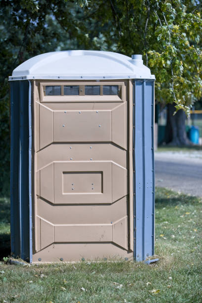 Best Construction site porta potty rental  in South Wenatchee, WA